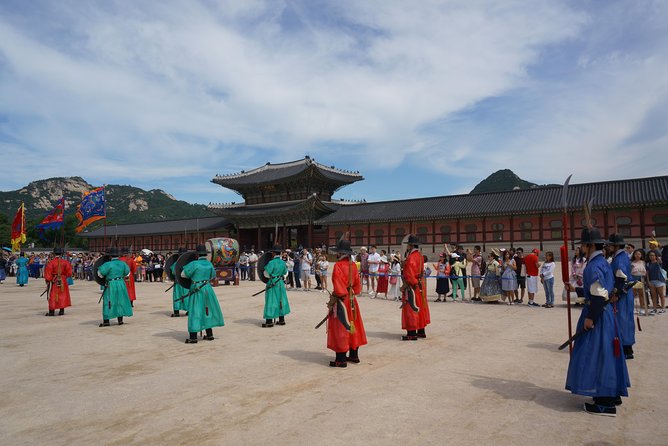 Customized Private Seoul Tour: Palace, Market Etc(Airport Option) - Suwon Hwaseong Fortress