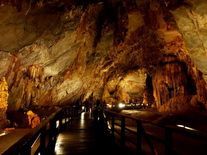 Daily Tour - Paradise Cave & Explore Phong Nha Cave by Boat - Participant Information