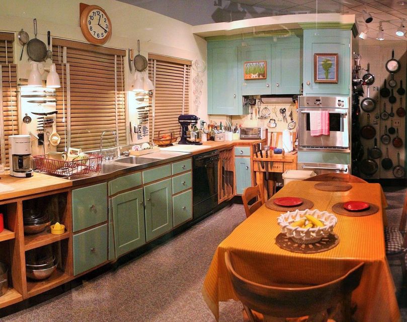 DC: Smithsonian American History Museum Audio Tour (EN) - Food Exhibition and Julia Child