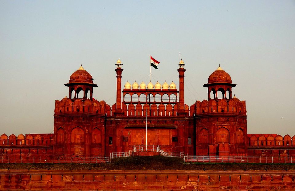 Dehli: Private Full Day Delhi Sight Seen With Live Guide - Itinerary Highlights