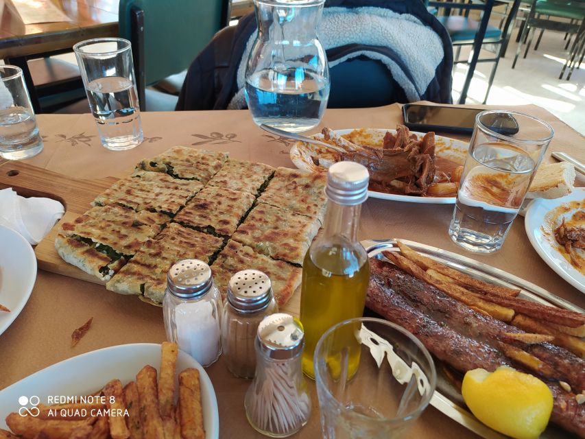 Delphi & Meteora 2-Day Private Tour With Great Lunch&Drinks - Culinary Experience and Lunch Options