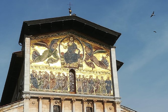 Discover Lucca's Secrets on a Guided Walking Tour - Visit San Frediano and Cathedral