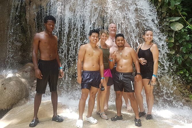 Dunns River Falls And Shopping Tour From Ocho Rios - What to Bring