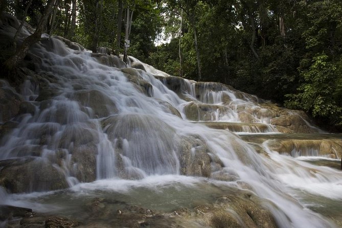 Dunns River Falls Tour From Ocho Rios - Safety Considerations