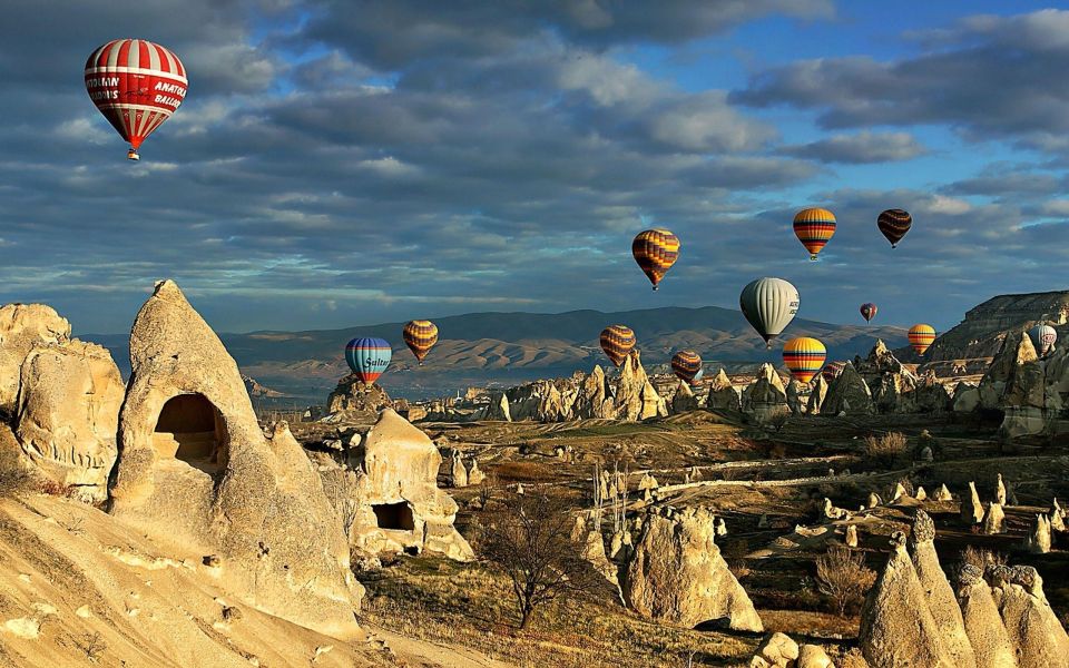 Early Morning Sunrise Hot Air Ballooning Tour of Cappadocia - Safety Measures