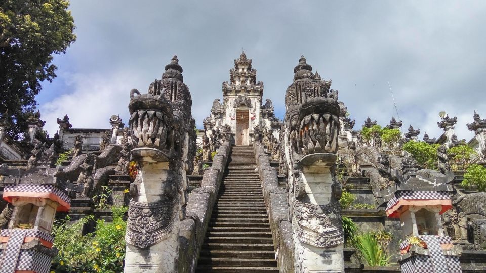 East Bali: Lempuyang Temple, Tirta Gangga, and Taman Ujung - Tirta Gangga Water Palace