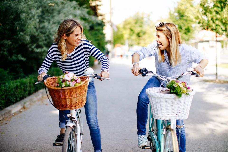 Eco Bike Tour of Stockholm Old Town, Djurgarden, Nature - Meeting Point and Logistics