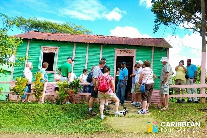 Eco Farm, Horseback Riding, City Tour , Buggy, and Zipline - Delicious Traditional Dominican Lunch