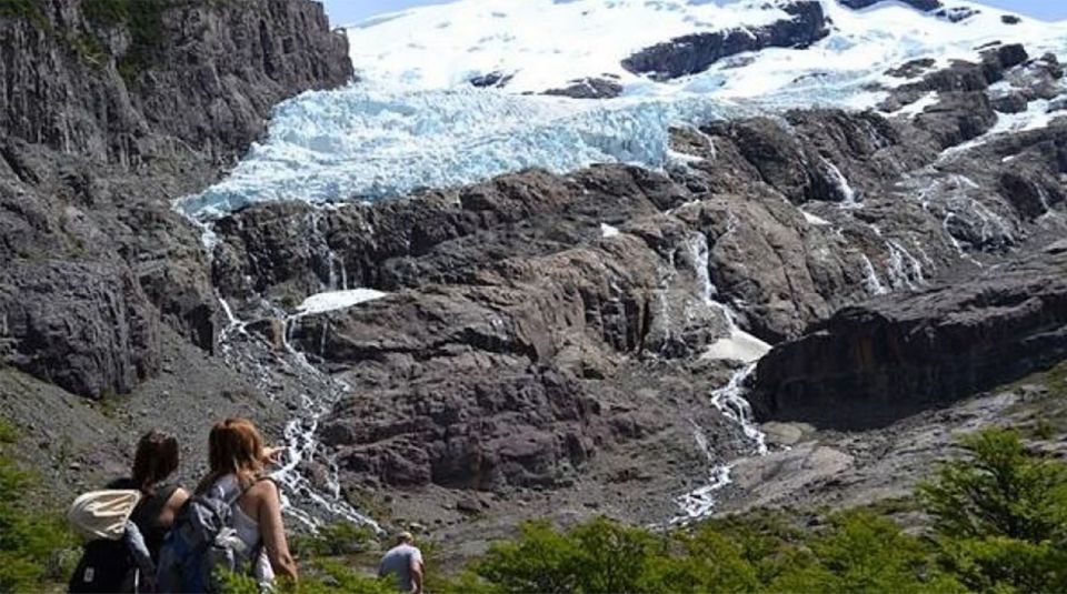 El Chaltén: Full-Day Sailing and Hike Tour - Highlights of the Experience