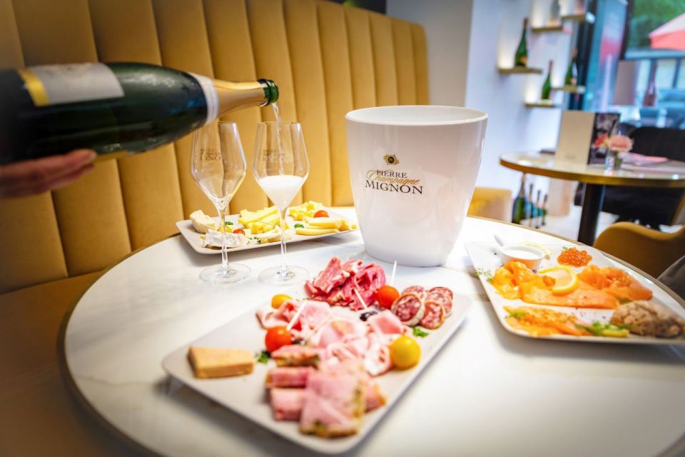Epernay: Champagne Tasting and Master Classes - Accessibility and Group Options