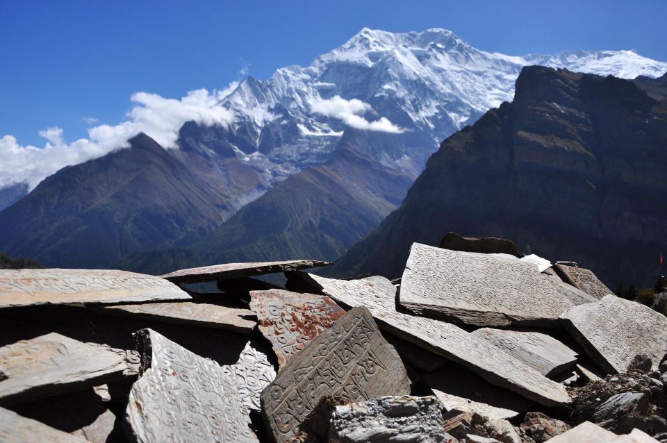 Everest Gokyo Lake Trek - Nepal. - Inclusion and Exclusion