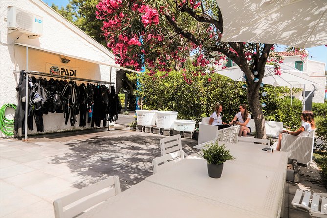 Exciting PADI Discover Scuba Diving Experience Isola Bella Marine Park Taormina - Included Snacks, Drinks, and Biscuits