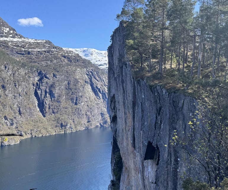 Flexible Tour to Modalen Castle Hesjedalsfossen Can Hiking - Customization Opportunities