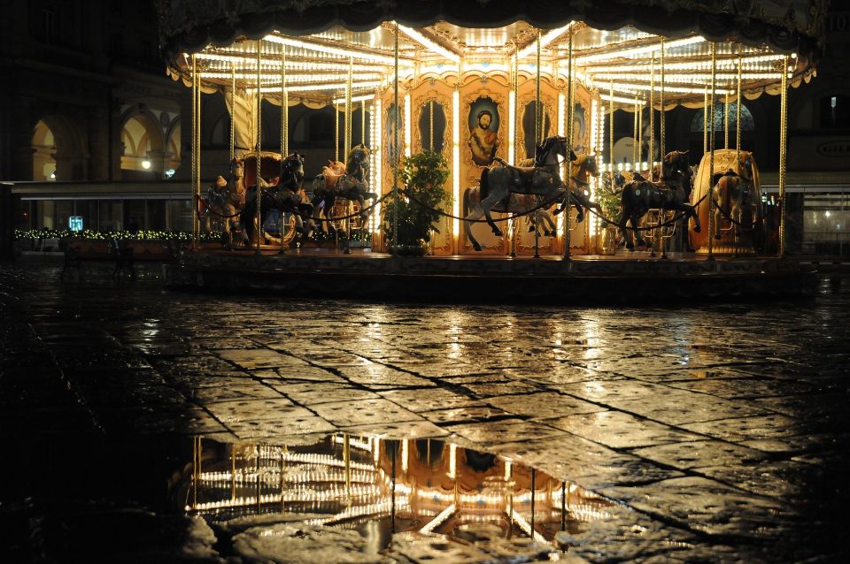 Florence by Night: 2-Hour Walking Tour - Views of the Arno River