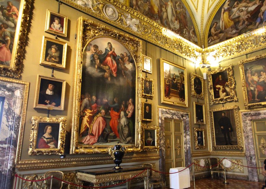 Florence: Pitti Palace Entry Ticket and Guided Walking Tour - Explore the Boboli Gardens