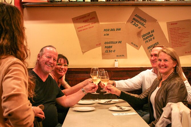 Food, Wine & History Tour With La Boqueria Market in Barcelona - Exploring Gothic Quarter