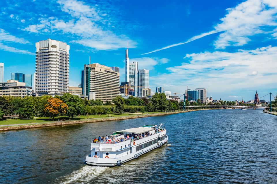 Frankfurt: River Main Sightseeing Cruise With Commentary - Audio Commentary Features