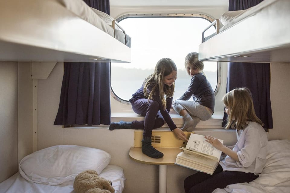 From Copenhagen: 2-Night Round Trip Cruise to Oslo - Entertainment and Nightlife