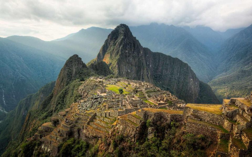 From Cusco || Machu Picchu + Experience the Vistadome Train - Train Journey Duration