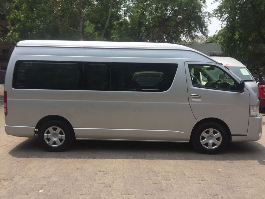 From Delhi : Taj Mahal Agra Tour by Luxury Car With 5* Lunch - Customer Reviews