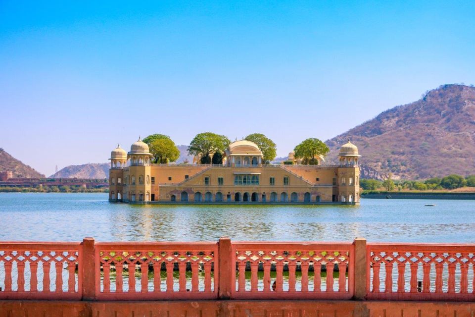 From Jaipur : Private Full-Day City Guided Tour of Jaipur - Language Options