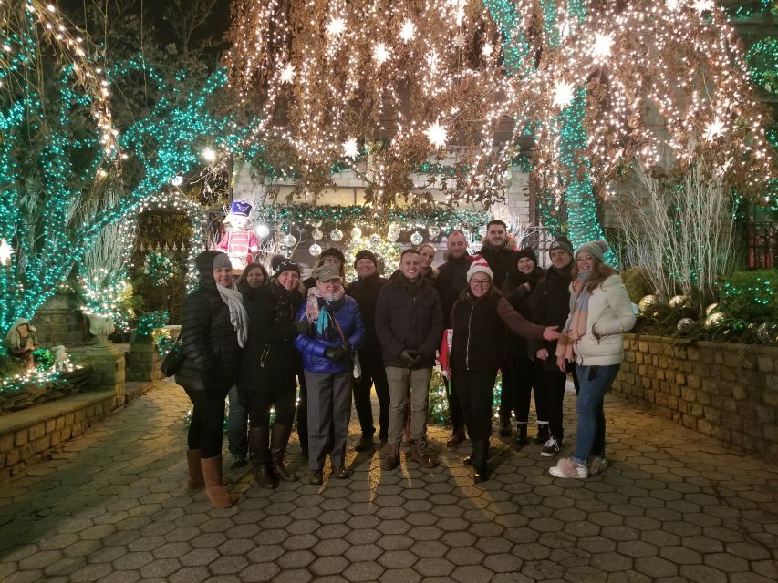 From Manhattan: 4-Hour Brooklyn Christmas Magic Tour - Moderate Walking