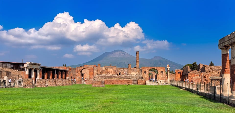 From Naples: Pompeii, Herculaneum and Vesuvius Tour - Exploring Vesuvius