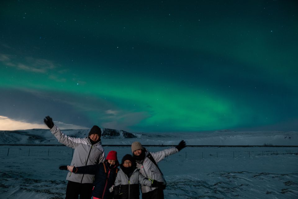 From Reykjavik: Northern Lights Guided Tour With Photos - Customer Reviews