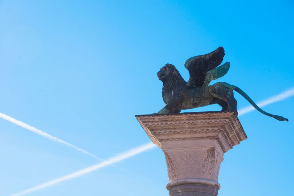 From Rome: Day Trip to Venice by High-Speed Train - Crossing the Bridge of Sighs