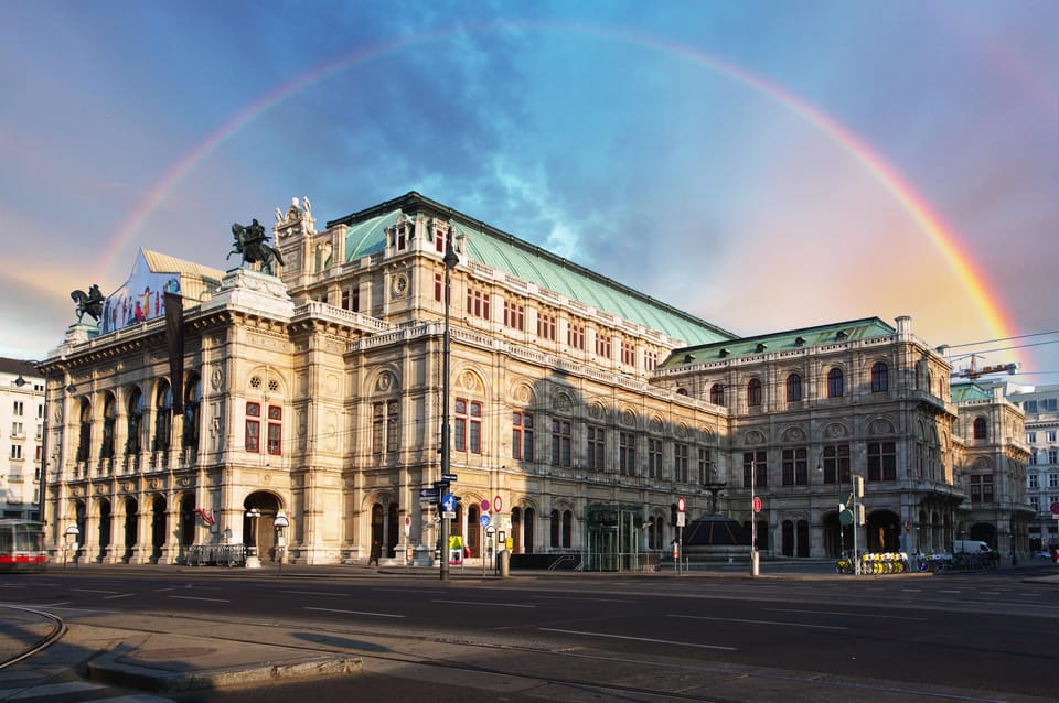From Vienna: Private Hallstatt Day Tour - Important Information