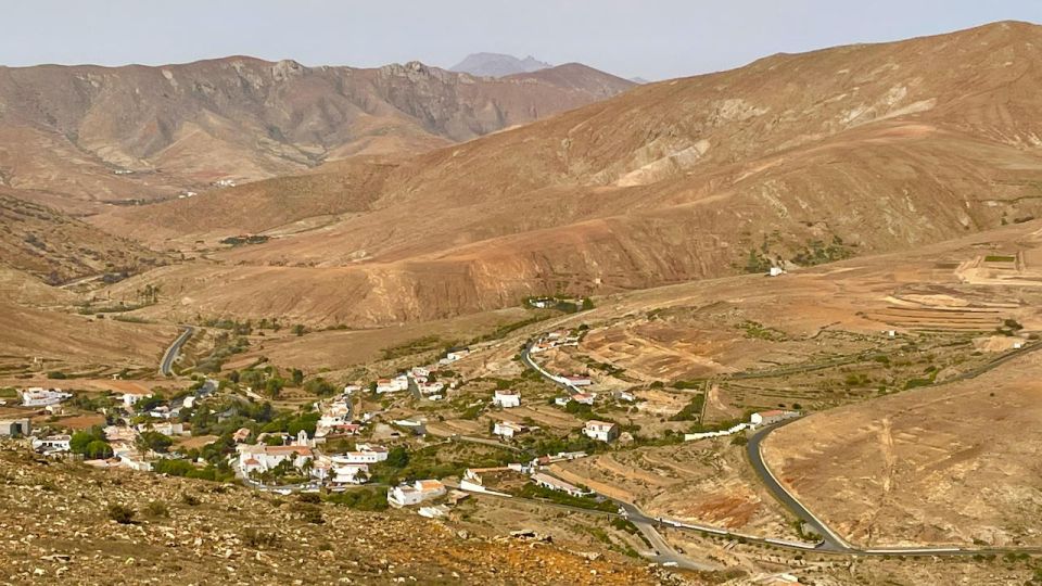 Fuerteventura: Island Highlights Guided Sightseeing Tour - Inclusions and Exclusions