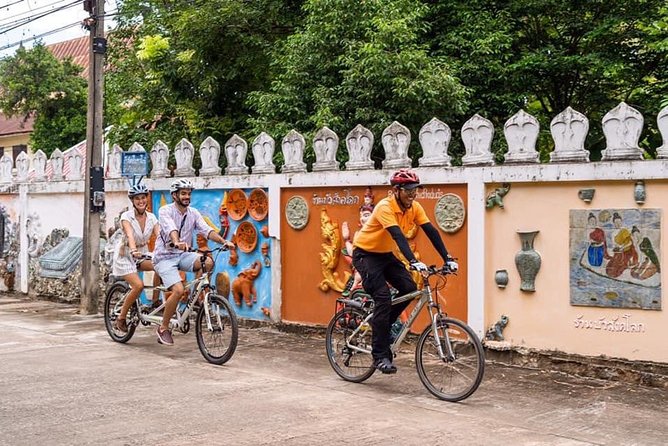 Full Day Cycling Tour to Sukhothai Historical Park - Important Information