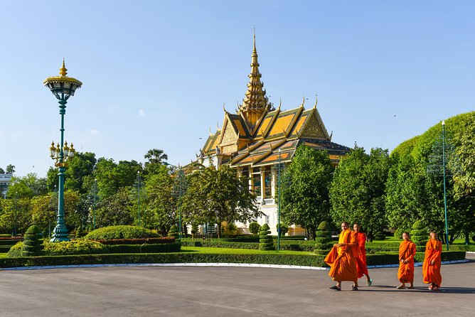 Full-Day Phnom Penh Sightseeing Tour & Killing Field - Exploring Phnom Penh
