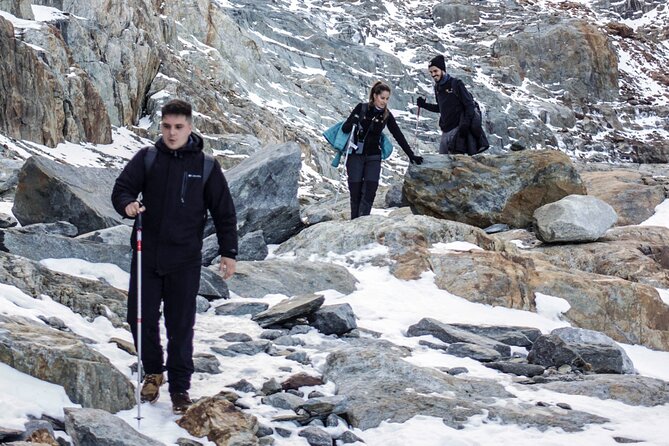 Full Day Reduced Tour to the Ojo Del Albino Glacier in Argentina - Accessibility Information