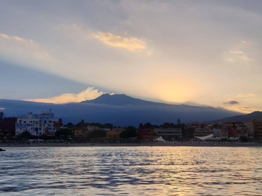 Giardini Naxos Taormina Boat Tour With Sicilian Charcuterie - Meeting Point