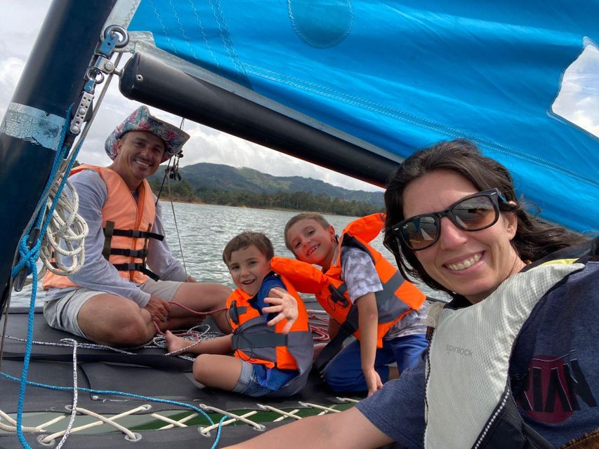 Guatape Antioquia: Discover Guatape Antioquia in a Sailboat - What to Expect Onboard