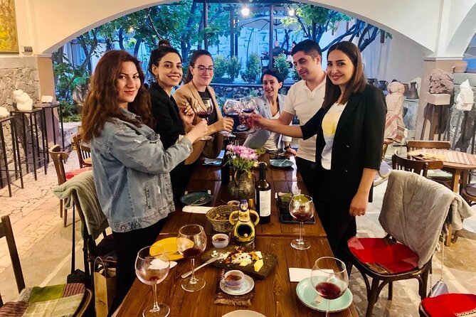 Guided, FUN Wine Tasting With Trivia Games, Napoli - Local Wines and Bruschettas