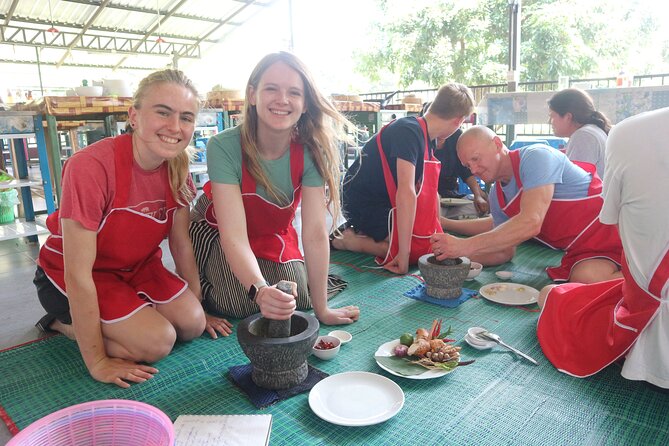Half-Day Thai Cooking Class at Organic Farm in Chiang Mai - Cooking Class Highlights
