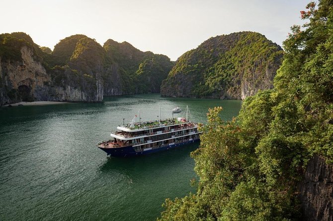 Halong Bay - Lan Ha Bay - All Inclusive 3 Days / 2 Nights Cruise - Excluded Expenses