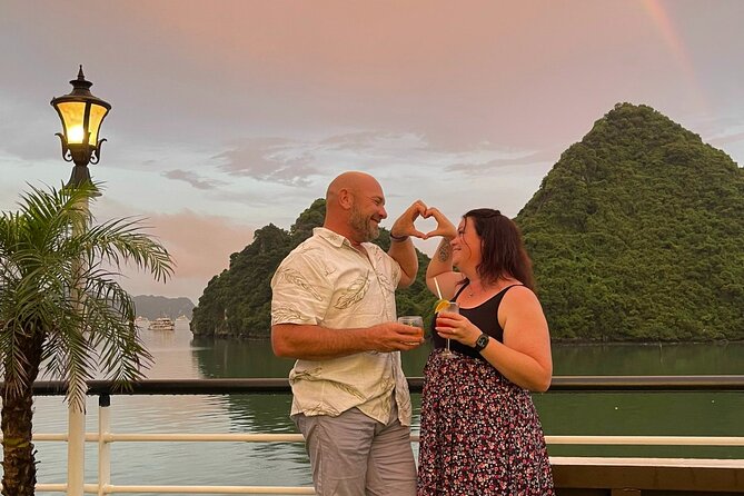 Halong Bay Luxury Day Cruise With Buffet Lunch and Limousine Bus - Recommended Items to Bring