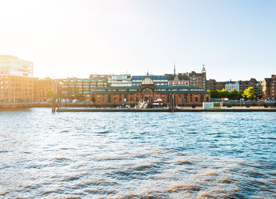 Hamburg: 2-Hour Harbor Boat Tour XXL With Live Commentary - Meeting Point Details