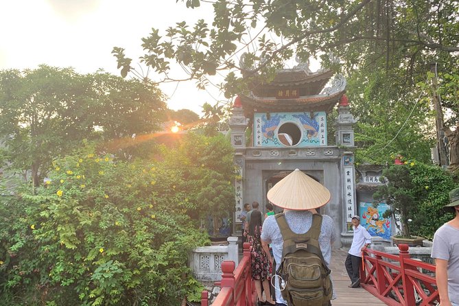 Hanoi City Sightseeing and Street Food Tour - Cultural Insights