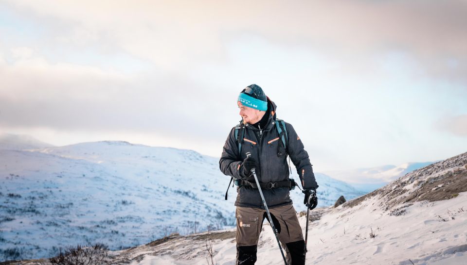 Hardangerfjord: Exclusive Snowshoe Hike With Majestic Views - Meeting Point and Logistics