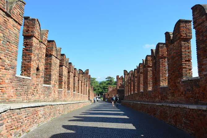 Hidden and Fascinating Verona - 3 Hour Private Walking Tour - Customer Reviews and Feedback