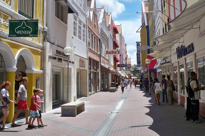 Historic Walking Tour Through Otrobanda & Punda - Customer Reviews