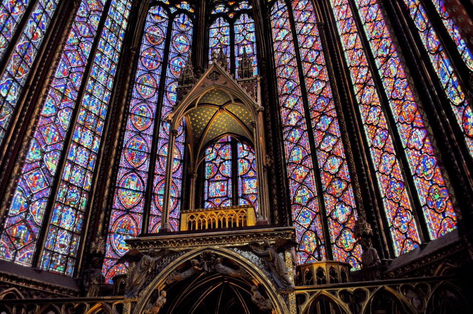 Île De La Cité – Sainte-Chapelle and the Conciergerie Tour - Language Options Available