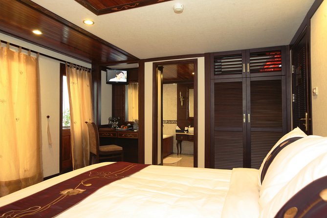 Indochina Sails Halong Bay - Cabin Occupancy Limit