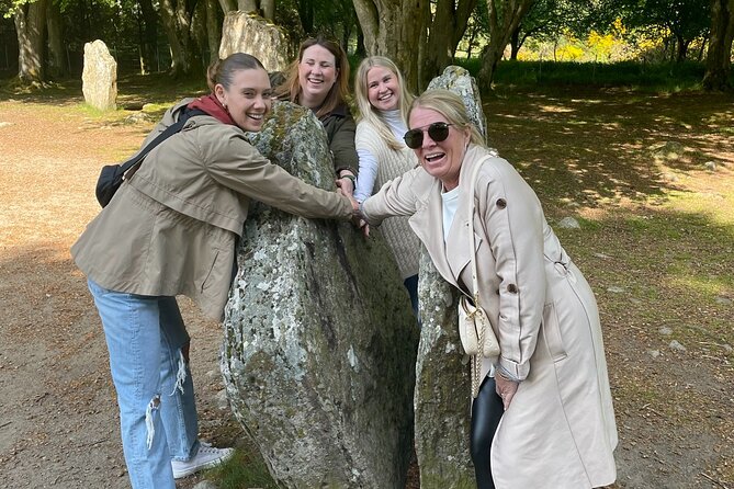 Inverness Clava Cairns, Culloden Battlefield and Urquhart Castle - Highlights of the Day