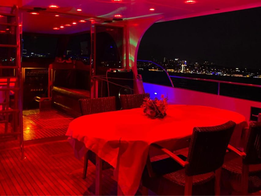 Istanbul Private Luxury Yacht on Bosphorus 14 Meter (46 Feet) - Safety Guidelines