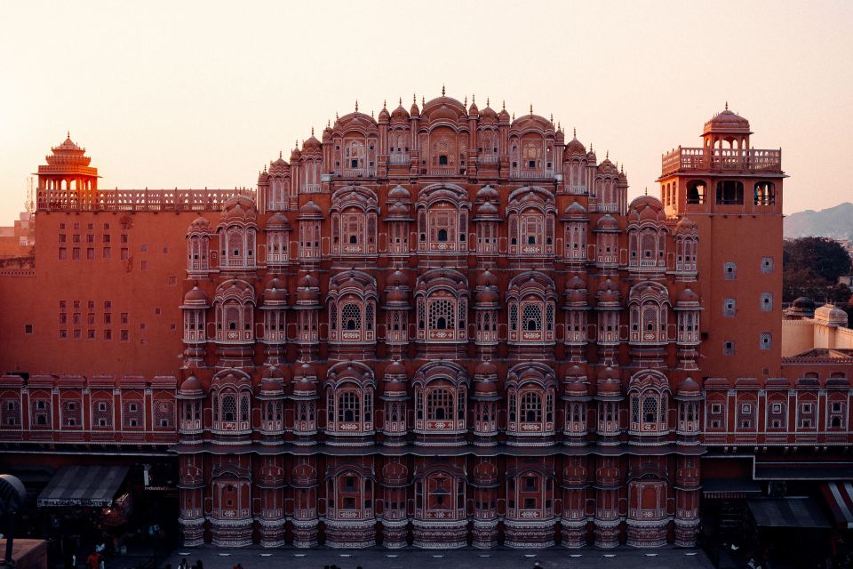 Jaipur Tour ( Pink City ) by Car From Delhi - All Inclusive - Accessibility Features